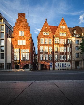 Böttcherstraße bei Sonnenaufgang